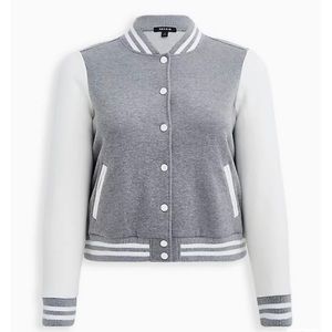 NEW Torrid 4 Heather Grey & White Fleece Crop Varsity Bomber Jacket